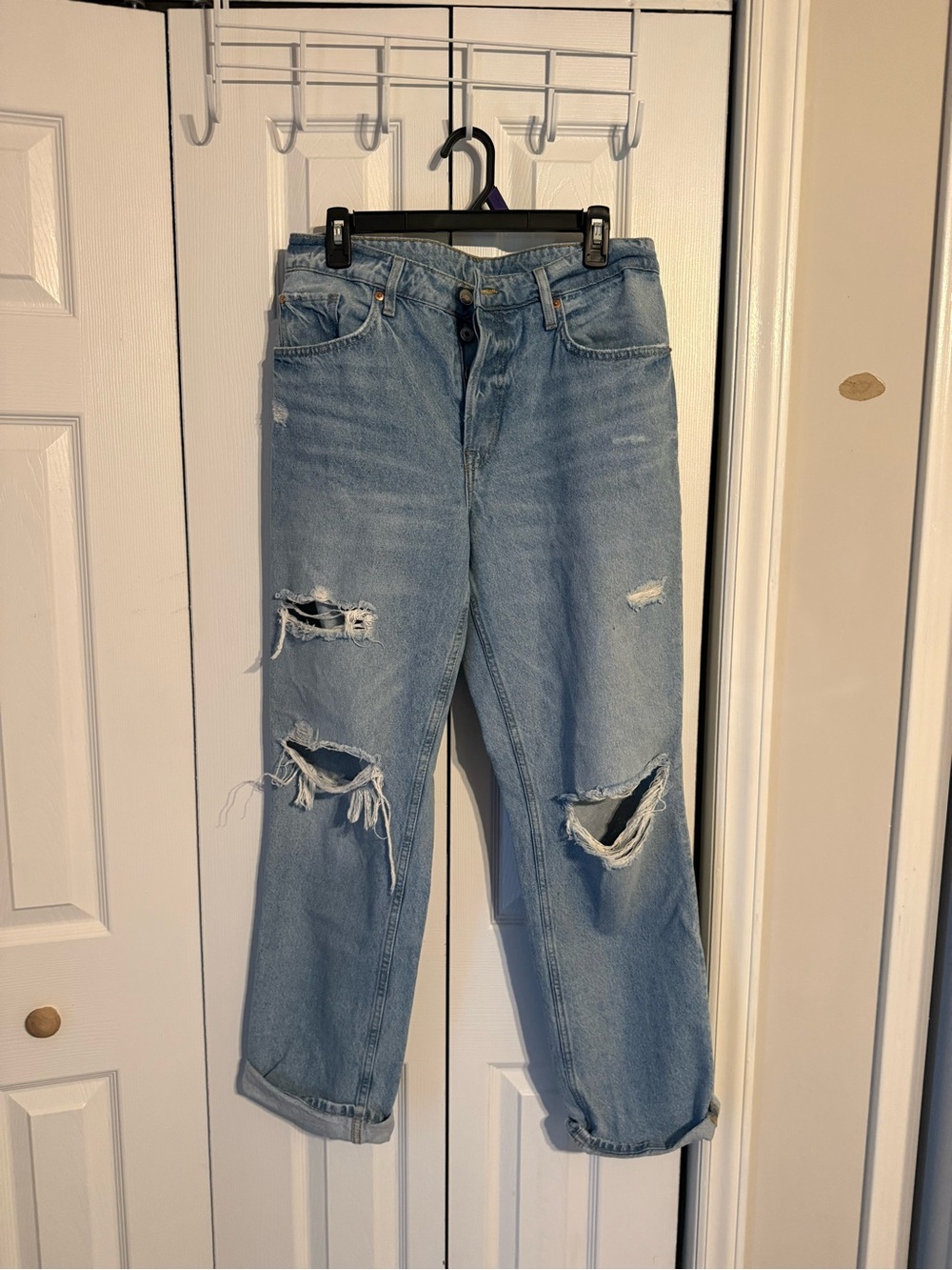 Light Blue Distressed Women’s Jeans